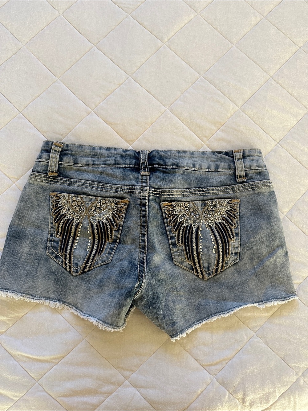 Embellished Light Wash Denim Shorts - Blue